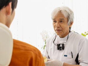 歯科医院でのカウンセリングの様子